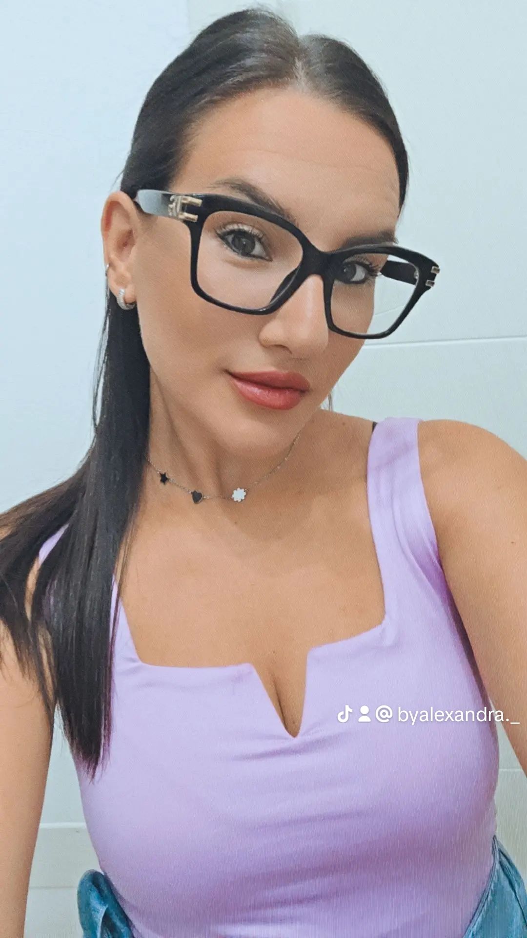 Alexandra, UGC creator — Aprilia